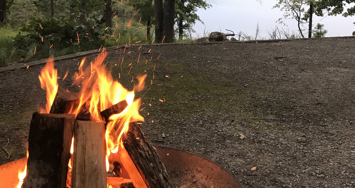 How to Build the Perfect Campfire