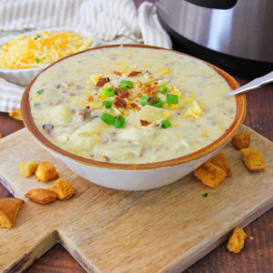 Instant pot bacon cheeseburger soup